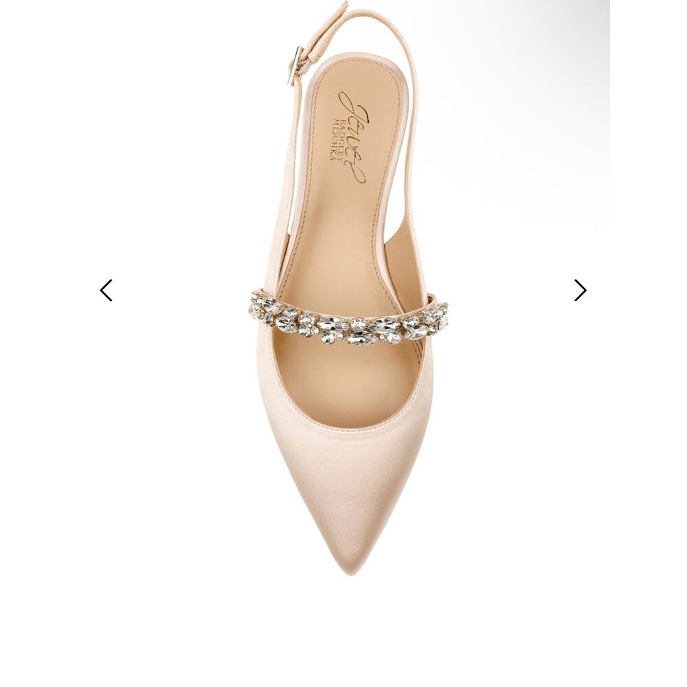Badgley Mischka Bambi Pointed Toe Sling Back Color Champagne Size 9